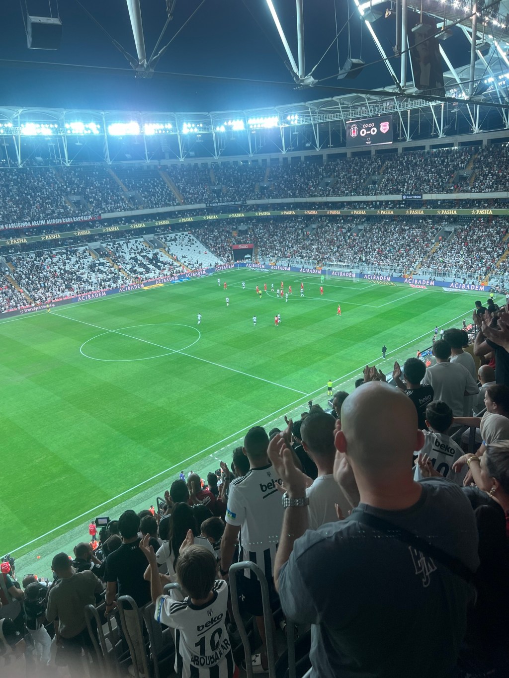 How to Attend a Turkish Soccer Game as a&nbsp;Foreigner